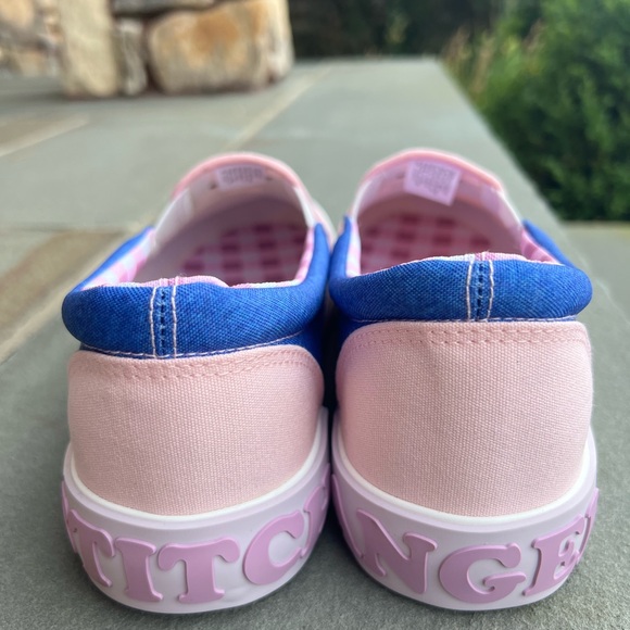 Disney Women’s Stitch Canvas Slip on shoes Sz 8.5 New with tags - Picture 7 of 10